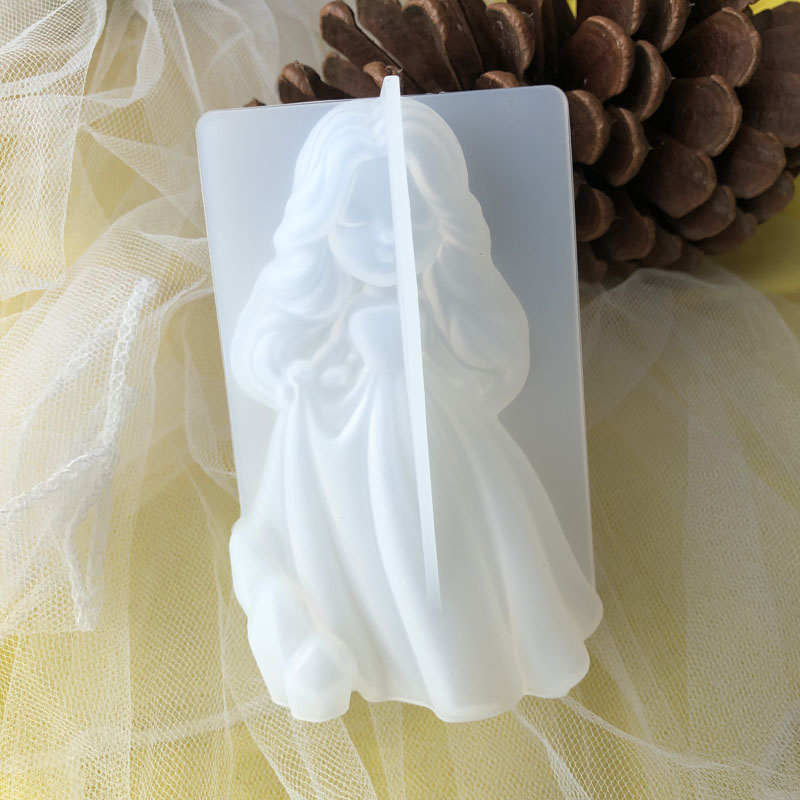 Soap Making Utensils - 3D Cute Princess Silicone Candle Mould